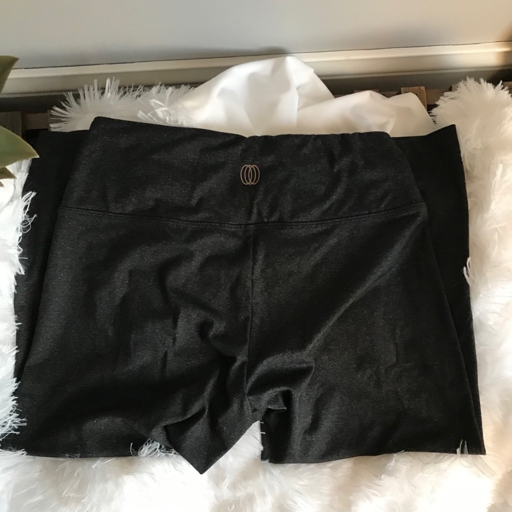 Balance Collection Gray Crop Leggings